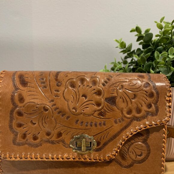 70s Rare Vintage Leather Tooled Purse with Pony Hair lining - Picture 5 of 6